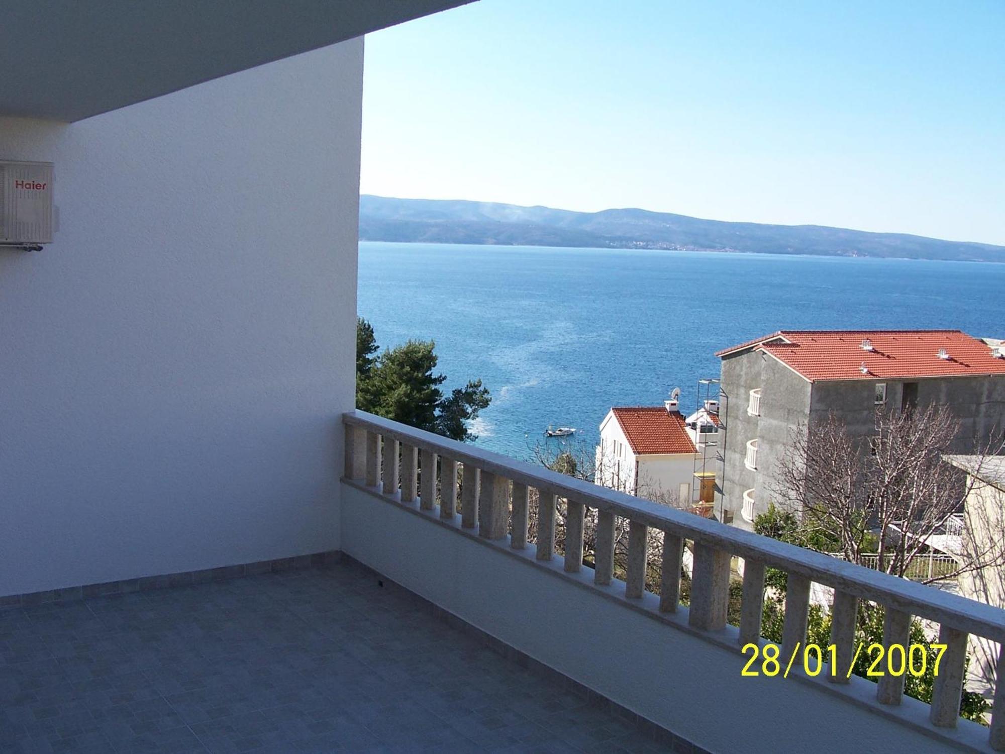 Apartments Perdijic Nemira Omiš Exterior foto